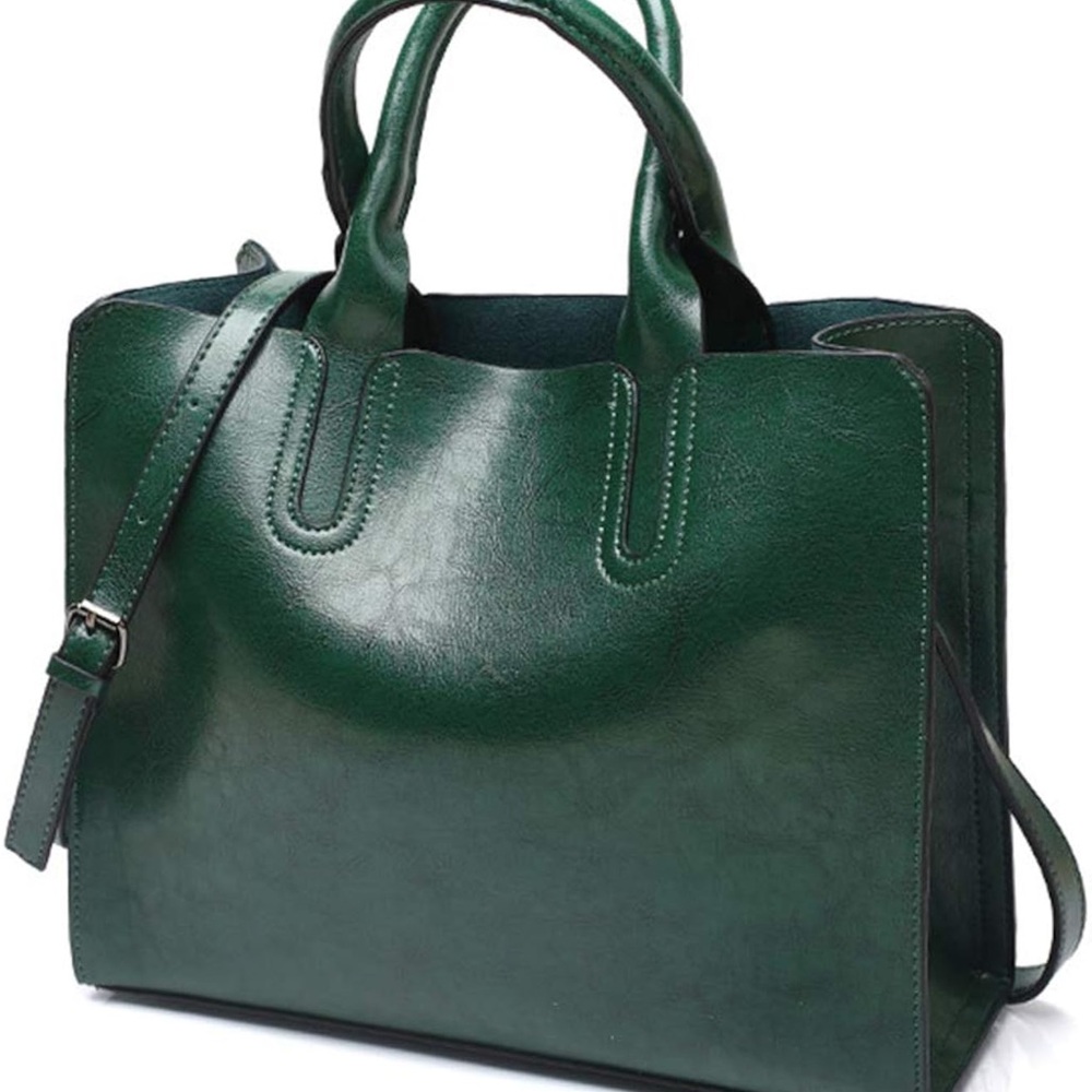 Elegant Green Leather Tote Bag